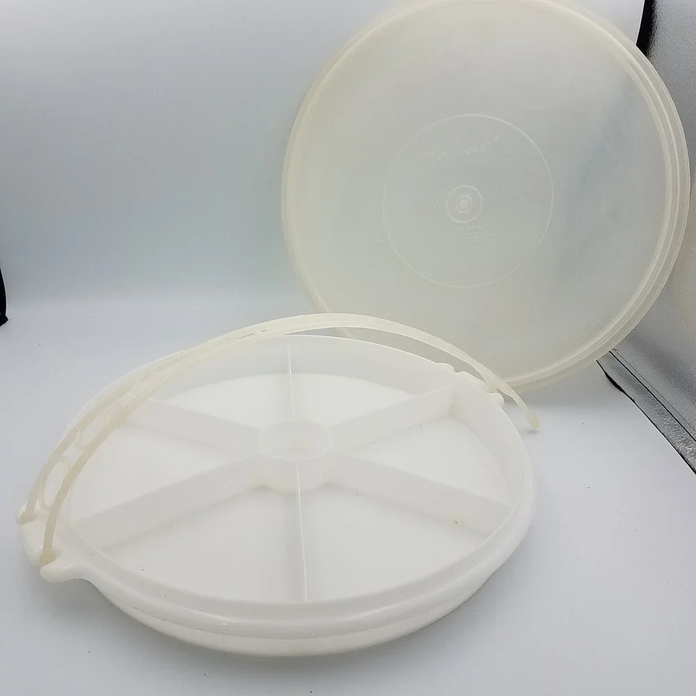 Vintage TUPPERWARE Party Susan Divided Relish Vegetable Serving Tray, Lid Handle